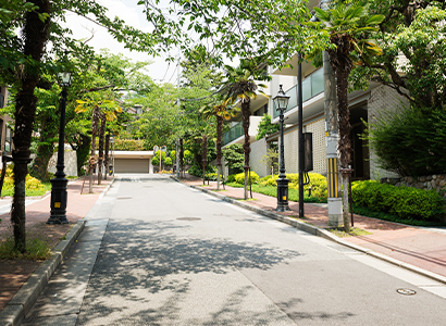 阪急宝塚線「雲雀丘花屋敷駅」